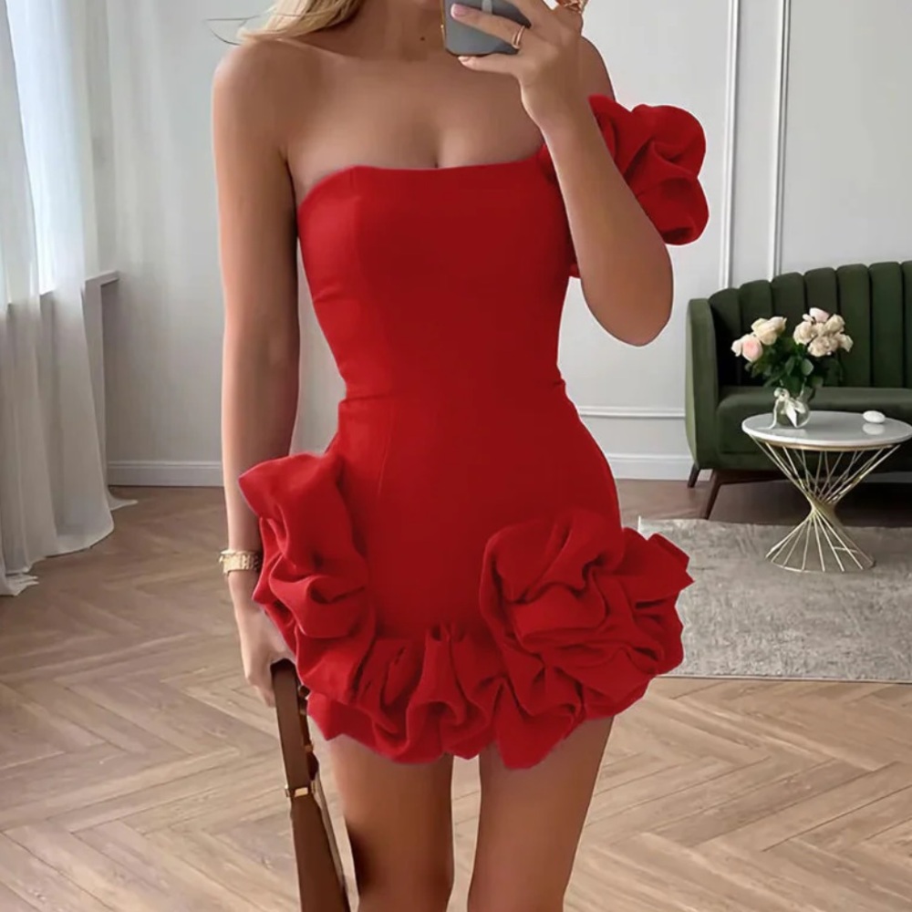 2 gorgeous dresses one in black and one in red!!! NWT